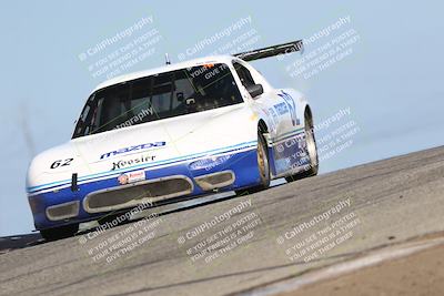 media/Oct-26-2025-CalClub SCCA (Sun) [[8ce1e69566]]/Group 2/Grapevine/